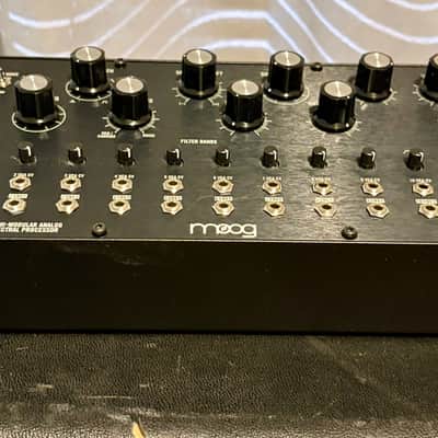 Moog Spectravox Semi-Modular Analog Spectral Processor 2024 - Present - Black with Wood Sides image 5