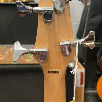 USED Washburn XB-100 Bantam, with case! image 12