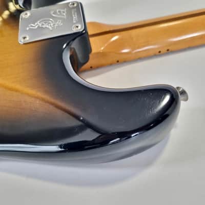 Fender Stratocaster Eric Johnson Signature 2006 Sunburst image 22