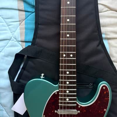 Fender American Professional Classic Hotshot Telecaster 2025 - Present - Faded Sherwood Green Metallic - INCLUDES HARD CASE image 4