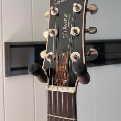 Godin 5th Avenue CW Kingpin II HB 2010s - Cognac Burst image 2