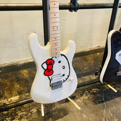 2025 Fender X Hello Kitty White Stratocaster - Like New - Comes with Cord and Gigbag image 1