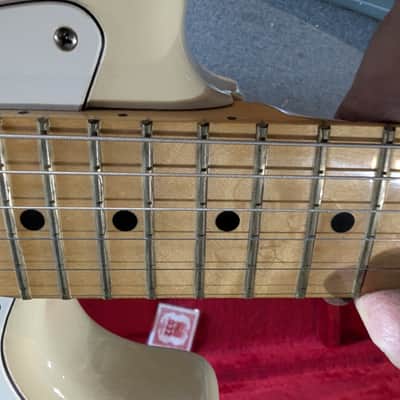 Fender Elite Stratocaster - Vintage white image 6