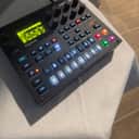 Elektron Digitone 8-Voice Digital Synthesizer 2017 - Present - Black