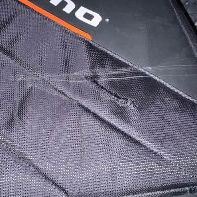 Mono Pedalboard Rail Medium with Truetone CS12 Power Supply with Stealth Accessory Case Black image 6