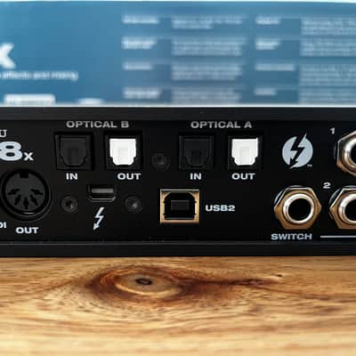 MOTU 828x Thunderbolt / USB 2.0 Audio Interface 2014 - Present - Black image 6