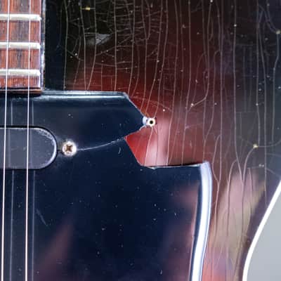 Gibson ES-120T 1963 - Three Tone Sunburst image 10