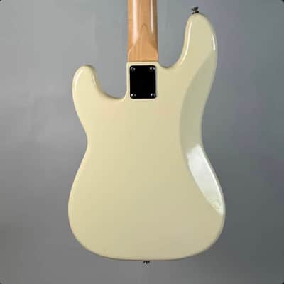 Fender 2012 Fender American Special Precision Bass Oly White 2012 Olympic White image 7