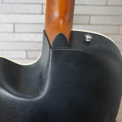 Ovation CS24-1-G Celebrity Standard - 2-Color Sunburst image 16