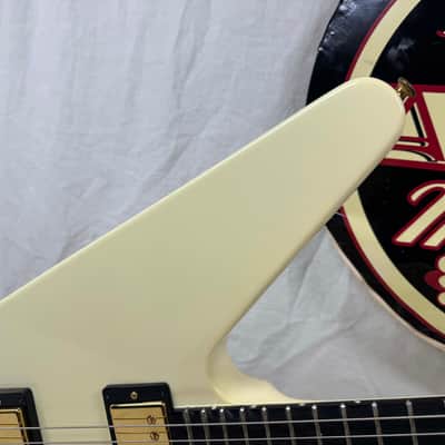 Gibson DSRVCWGH1 Limited Edition Reverse Flying V Guitar with Case 2007 - Alpine White image 5