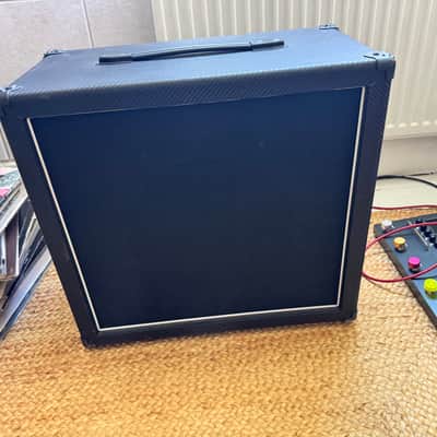 Celestion Vintage 30 in 1x12 cabinet image 2
