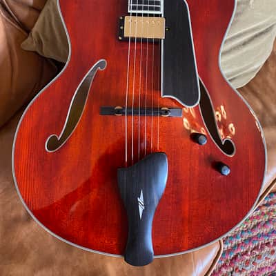 Eastman 810CE 2025 - Classic image 1