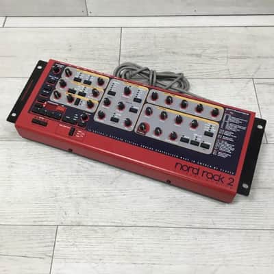 Nord Rack 2 16-Voice Rackmount Virtual Analog Synthesizer 1997 - 2003 - Red