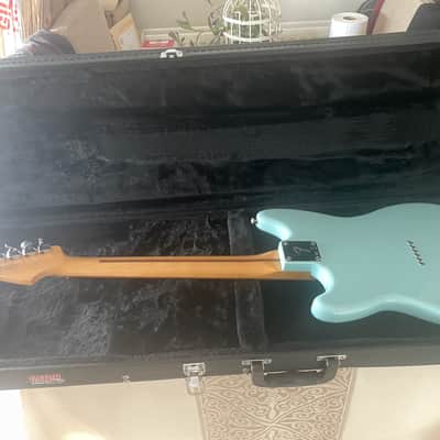 Fender Duo-Sonic - Daphne Blue 2018 Jag-Stang Kurt Cobain Vibe Offset Guitar MIM image 8
