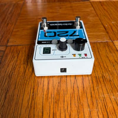 Electro-Harmonix 720 Stereo Looper 2015 - Present Black / White / Blue image 3