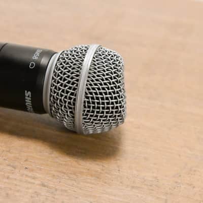 Shure UR2/SM58 Wireless Handheld Transmitter w/ SM58 Capsule - G1 Band CG015BN image 8