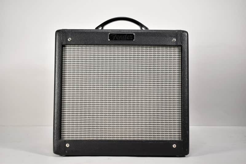 2015 Fender Pro Junior III 15-Watt 1x10" Combo Amplifier image 1