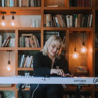 Arturia KeyLab Essential 88 mk3 — 88 key USB MIDI Controller Keyboard with Analog Lab V Software Included, White image 6