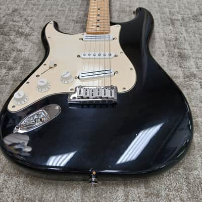 2004 USA Fender Left-Handed w/ Original Hard Shell Case image 13