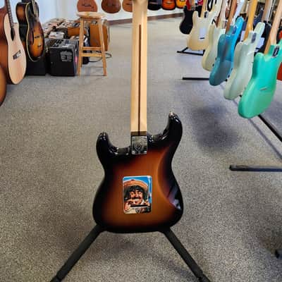Used 2004 Fender American Stratocaster w/ Virgil Arlo Pickups and Upgrades - Sunburst w/ Case image 10