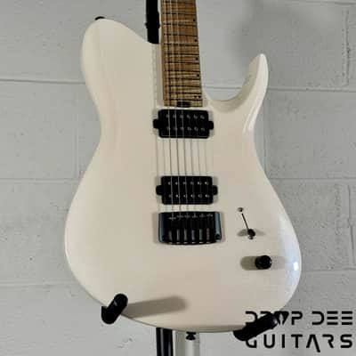 Balaguer USA Series Seraph Modern Electric Guitar w/ Case (424) - Gloss Metallic Jewel White image 3