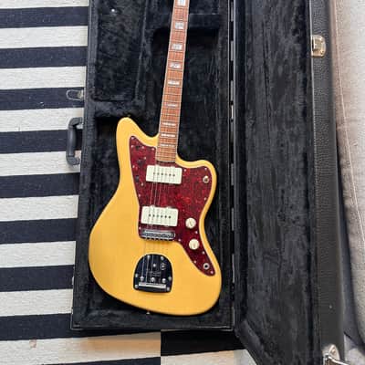 Fender Limited Edition 60th Anniversary Classic Jazzmaster Vintage Blonde with Upgraded Bridge and Fender Hard Case image 4