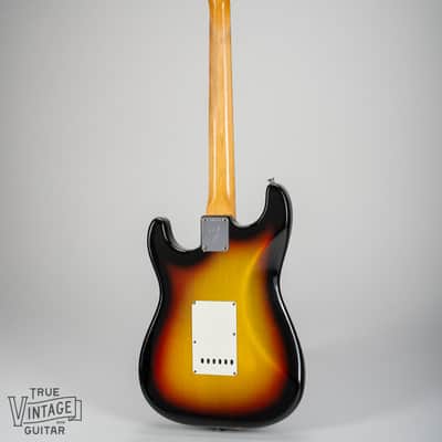 1967 Fender Stratocaster Sunburst Tortoise Shell Pickguard image 4