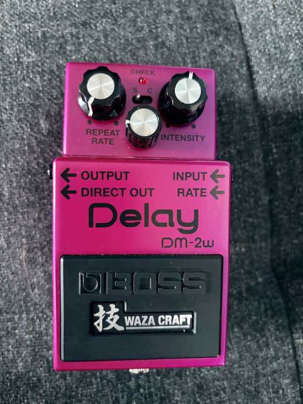Boss DM-2W Delay Waza Craft 2015 - Present - Pink image 1