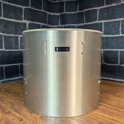 Tama Imperialstar 16"x14" Concert Tom Drum Shell – 1979 – Hairline Chrome Wrap – 9‑Ply Mahogany Interior w/ Zola‑Coat – 8‑Lug Shell image 5