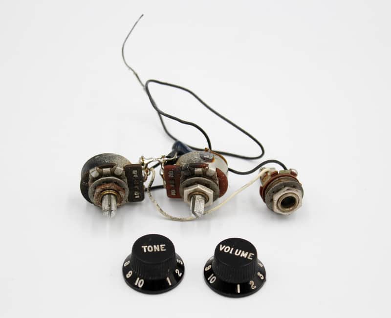 1978 Vintage Fender Musicmaster Bass USA 250K Potentiometer Set 1970s image 1