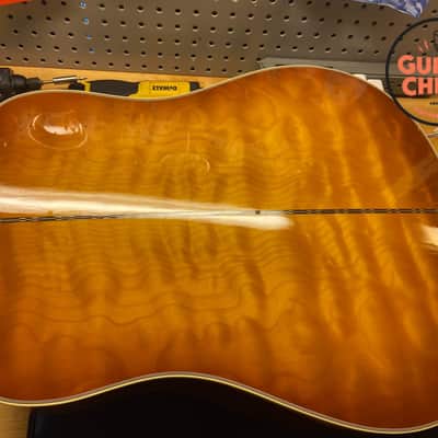 2016 Gibson Custom Shop Dove Quilt Maple Limited Edition Honeyburst | Original Case & COA image 24