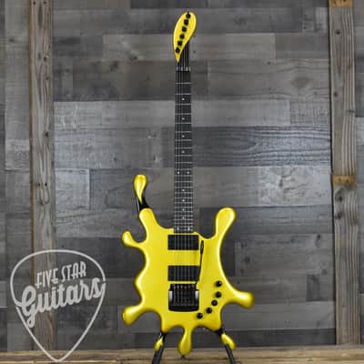 Pre-Owned Big H Design Splatocaster - Metallic Yellow with Hard Shell Case image 16