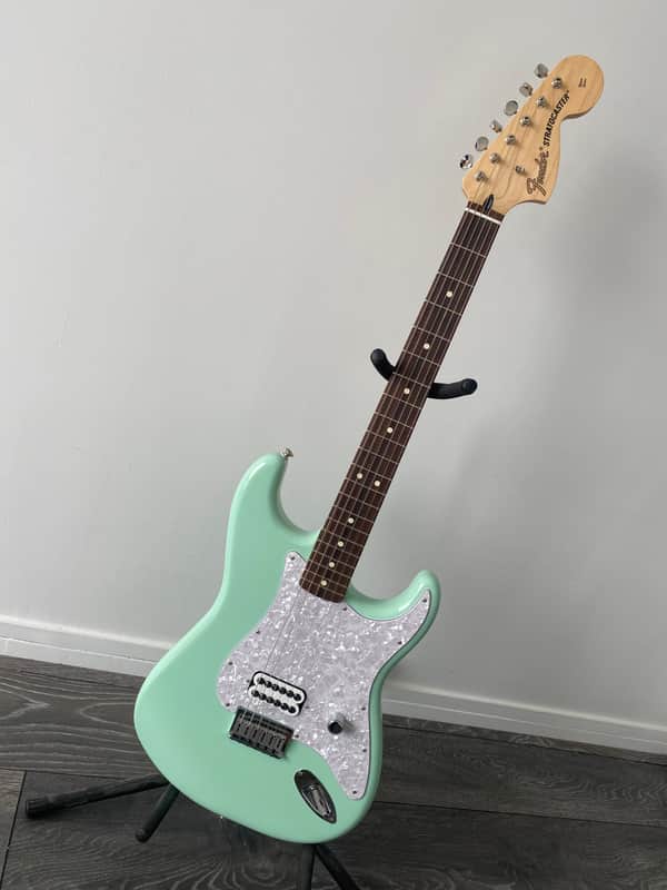 Fender Limited Edition Tom DeLonge Signature Stratocaster - Surf Green
