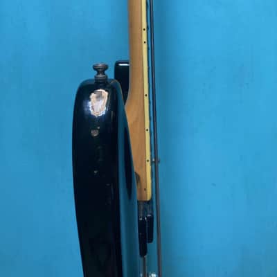 Mosrite Bass 1966 - Ventures style - Sunburst image 15