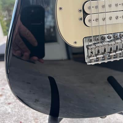 Fender Standard Stratocaster HSS Maple Neck 2010 - Black image 7