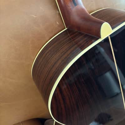 Yamaha LJ16 Medium Jumbo Acoustic Guitar - Natural image 12
