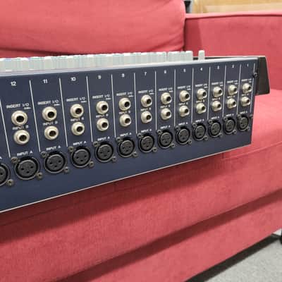 Yamaha MG32/14FX 32 Channel Mixing Console - Blue image 16