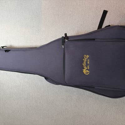 Martin 000-15M 2023/24 with case image 22