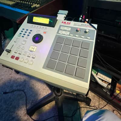 Akai Akai MPC 2000xl - Grey & Tan