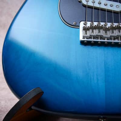 FENDER MIJ Hellecasters Limited Edition '97 Jerry Donahue Stratocaster "Sapphire Blue Transparent + Maple" (1997) image 9