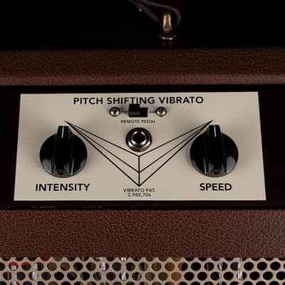 Pre Owned Magnatone Mono Twilighter Guitar Amp Combo With Footswitch and Cover image 8