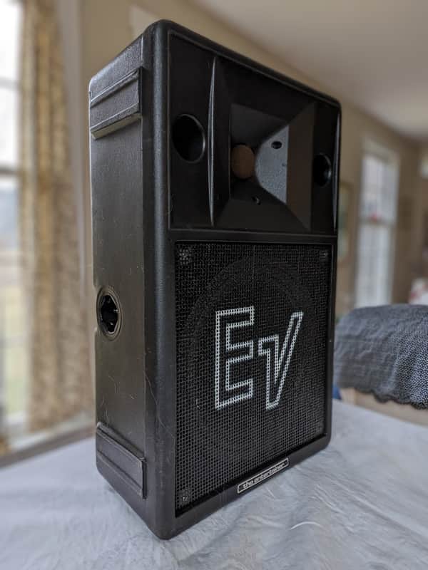 Babied EV/Tapco Electro-Voice 100S The Entertainer Portable PA