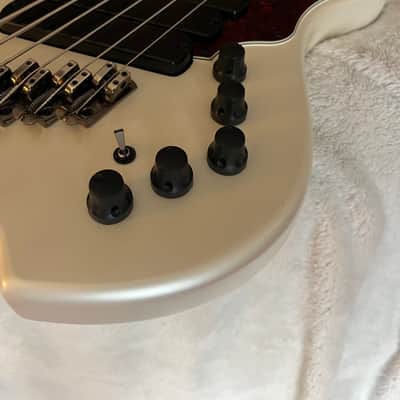 Dingwall NG3 Adam "Nolly" Getgood Signature 6-String 2014 - 2020 Ducati Pearl White image 2