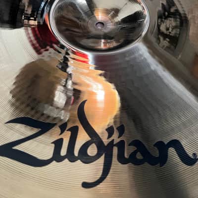 Zildjian 20” A Custom Medium Ride — Excellent Condition / Like New — Brilliant Finish image 4