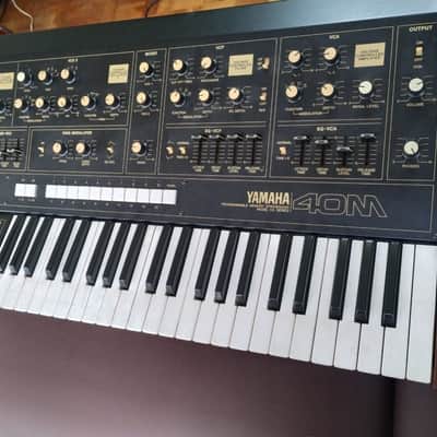 Yamaha CS-40M Duophonic Synthesizer
