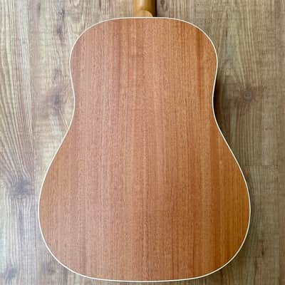 Gibson J-35 '30s Faded Natural image 12