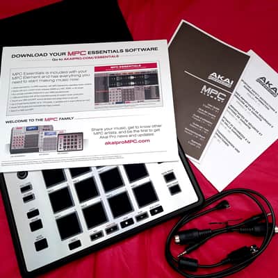 Akai MPC Element Music Production Controller image 3