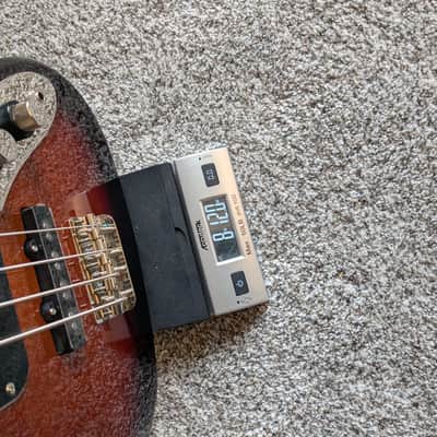 Squier Classic Vibe Jaguar Bass 2020 - Present - 3-Color Sunburst image 16