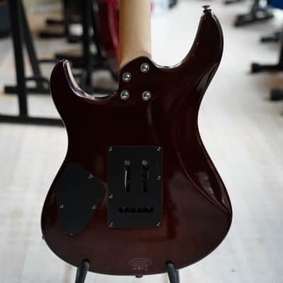 Yamaha Pacifica 812V image 5