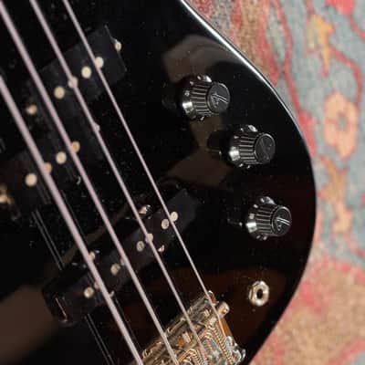 Fender MB-4 1995 - Black Made in Japan image 3
